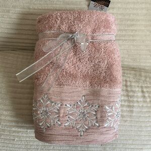 NWT Pink Towel with Silver Snowflake Design